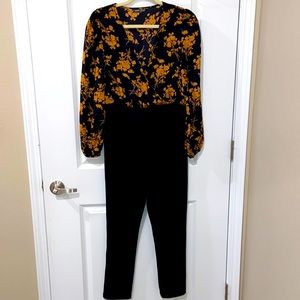 Women’s Sz S Floral Romper